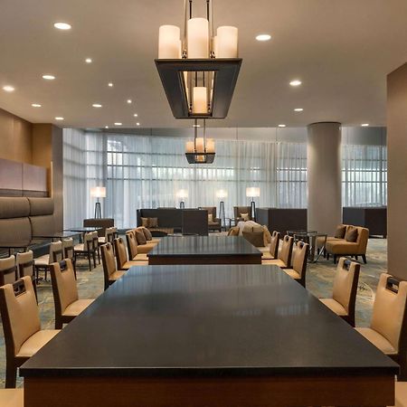 Hilton Baltimore BWI Airport Linthicum Exterior photo