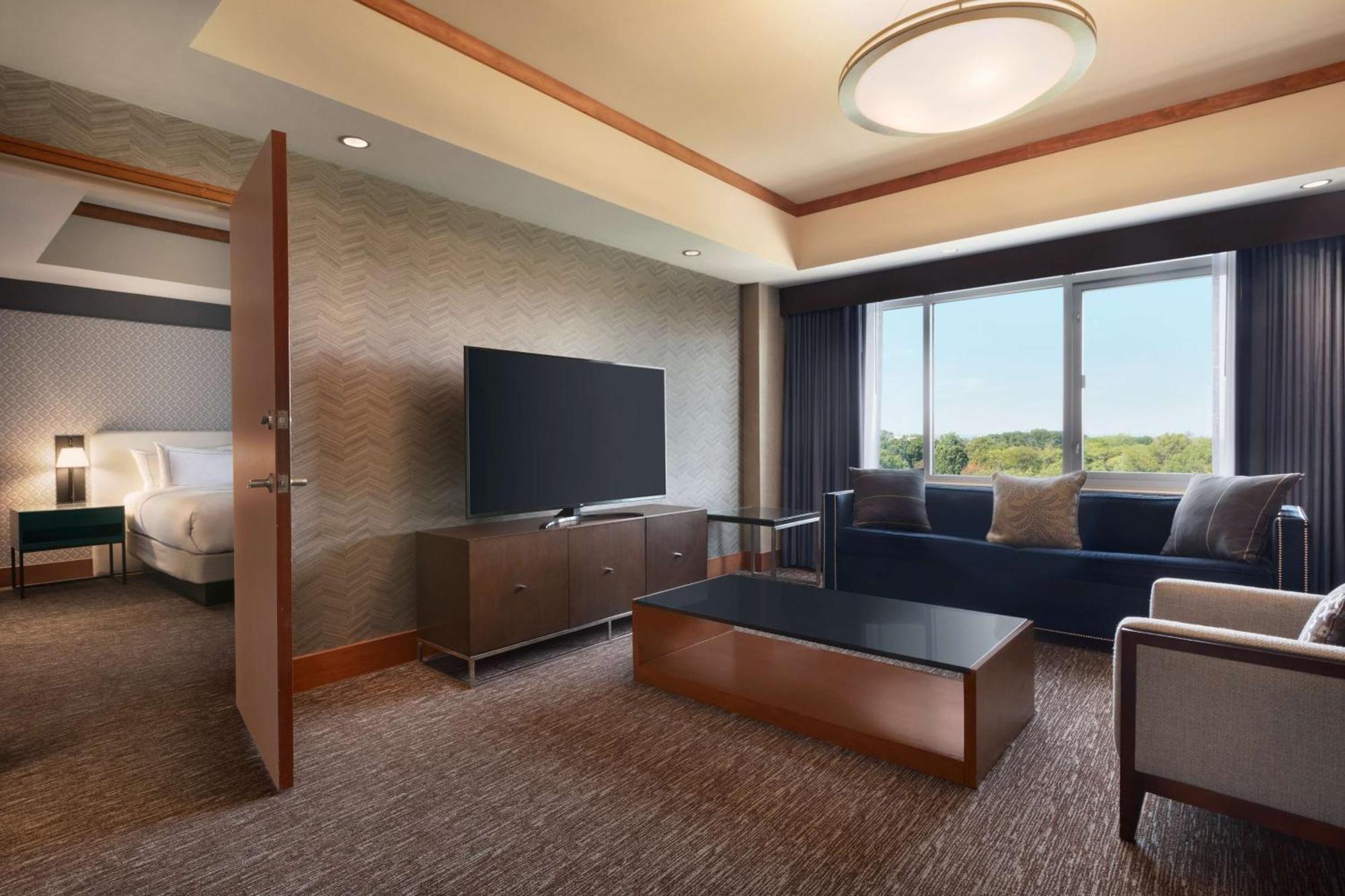 Hilton Baltimore BWI Airport Linthicum Exterior photo