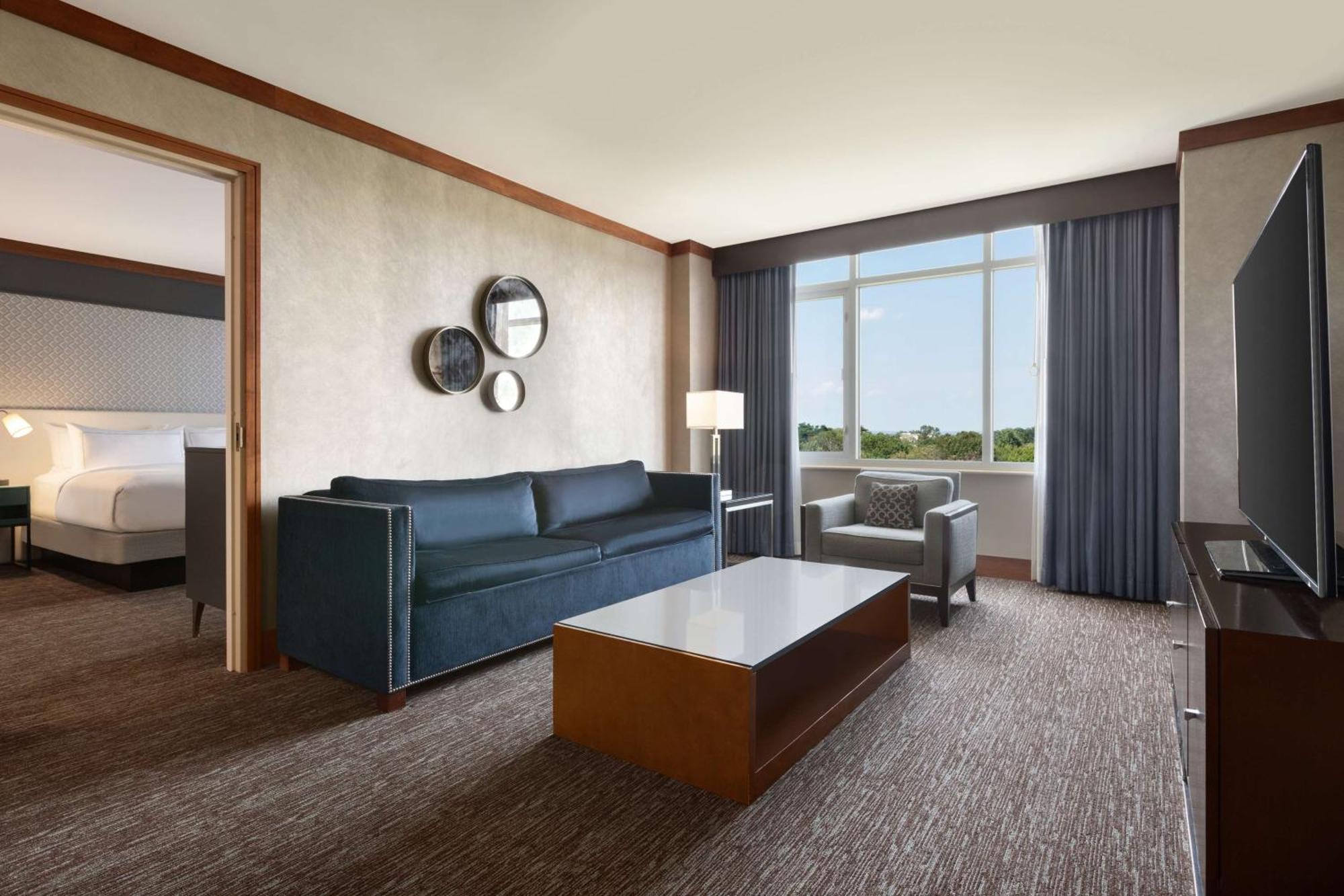 Hilton Baltimore BWI Airport Linthicum Exterior photo